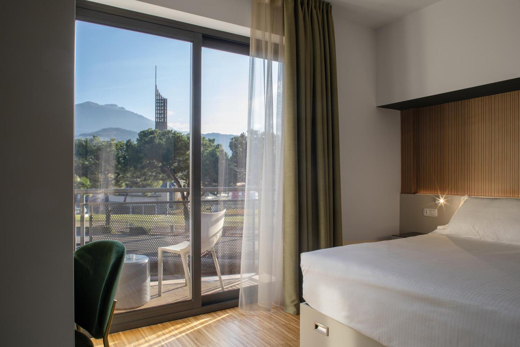 Astoria Resort Riva del Garda Esterno foto